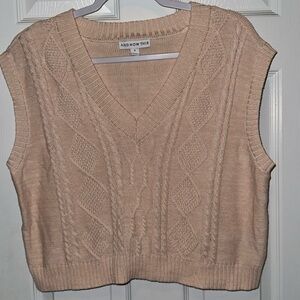 And Now This Women’s V Neck Cropped Sweater Vest Size XL